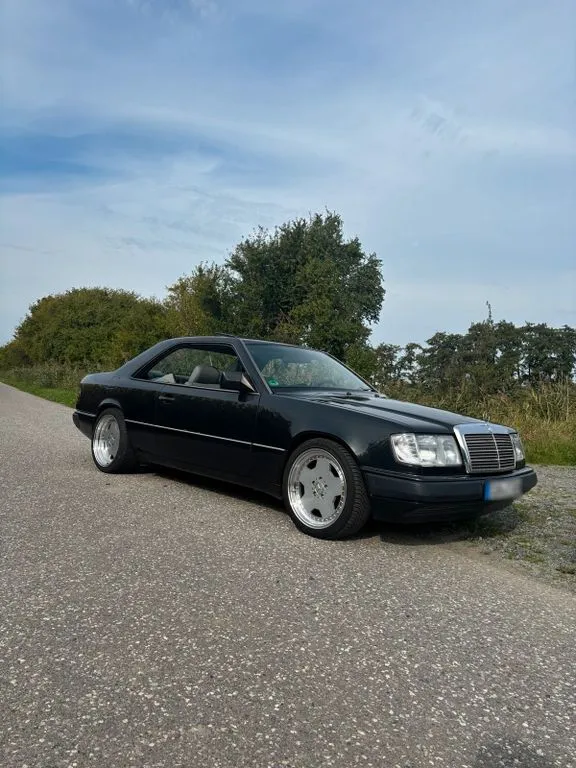 Mercedes-Benz CE 300