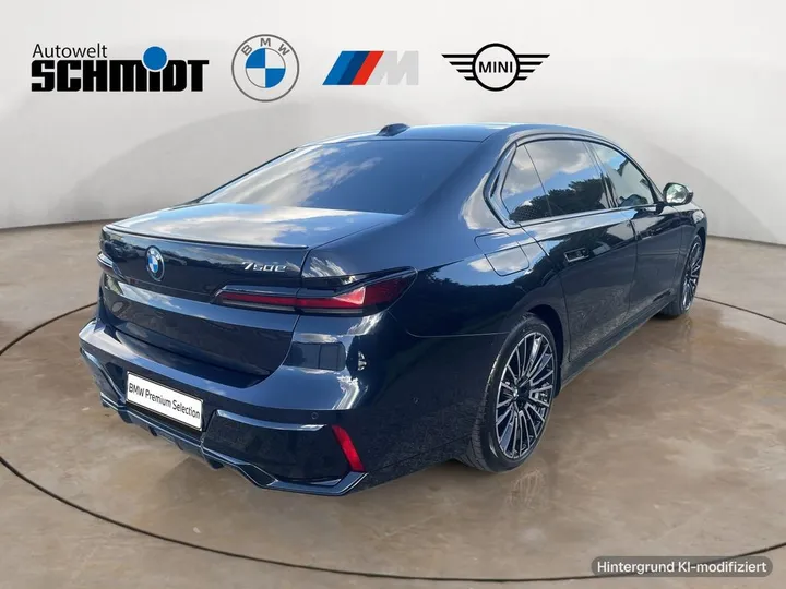 BMW 750