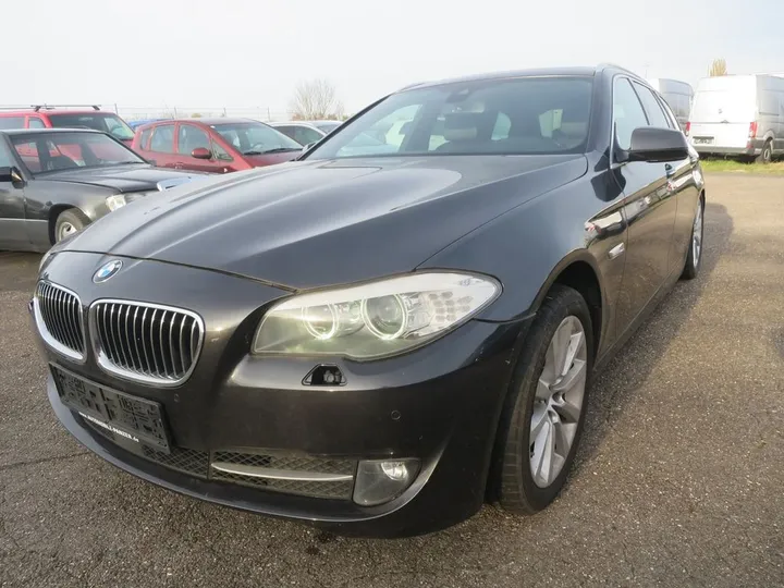 BMW 525