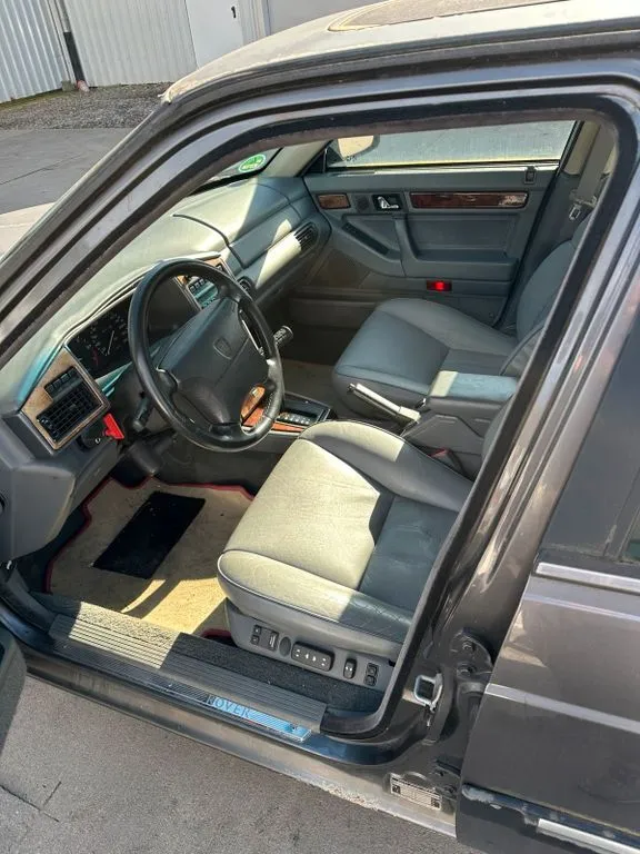 Rover 827