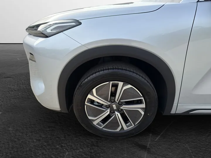Geely Starray EM-i