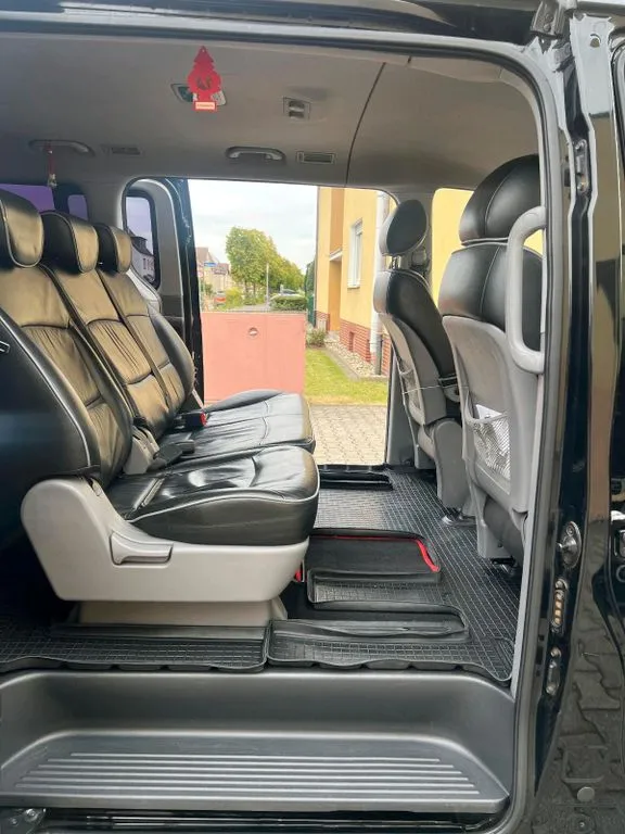 Hyundai H-1