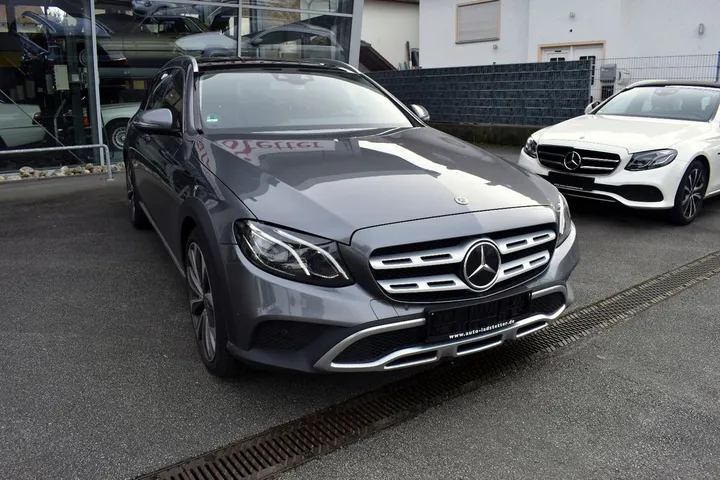 Mercedes-Benz E 400