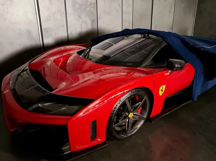 Ferrari F8