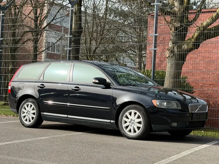 Volvo V50