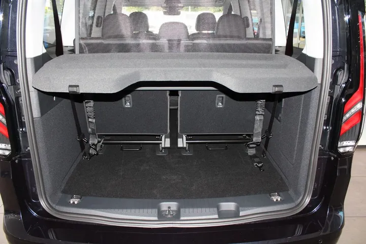 Ford Grand Tourneo