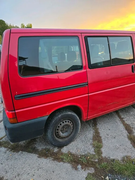 Volkswagen T4 Caravelle