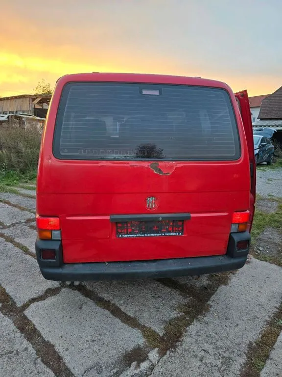 Volkswagen T4 Caravelle