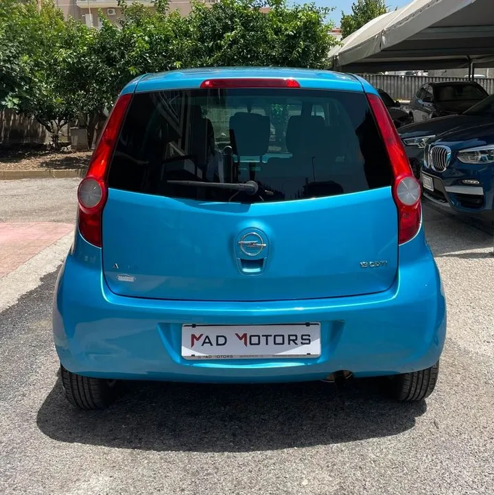 Opel Agila