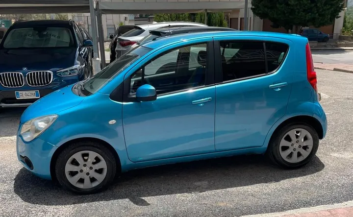 Opel Agila