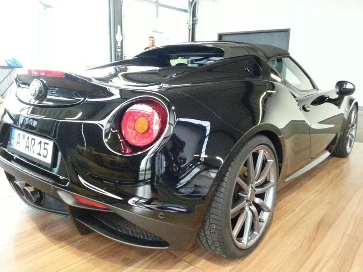 Alfa Romeo 4C