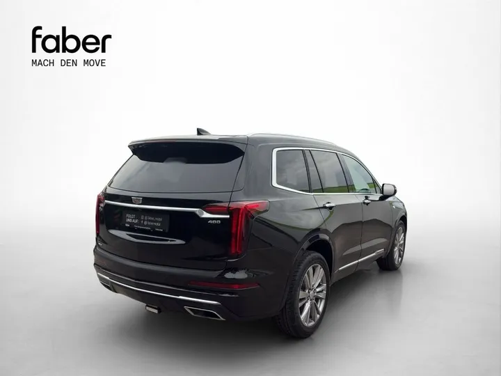 Cadillac XT6