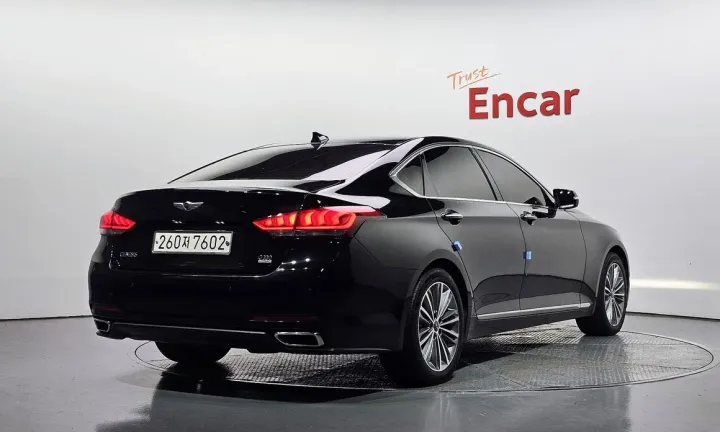 Hyundai Genesis