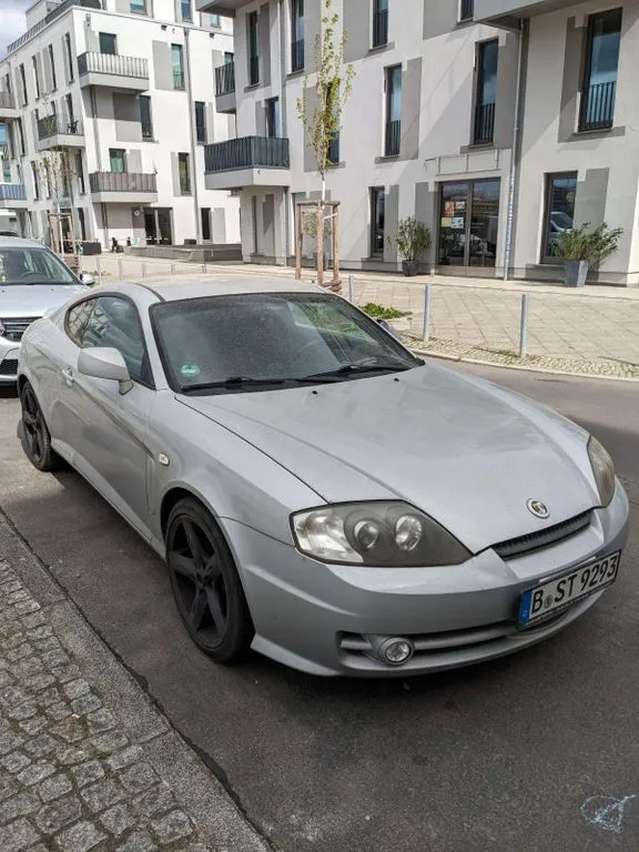 Hyundai Coupe