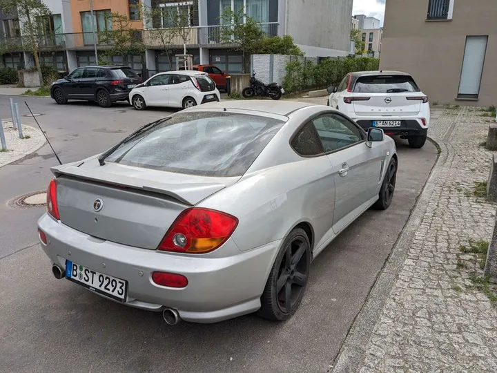 Hyundai Coupe