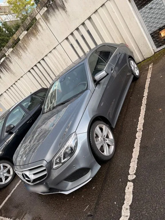 Mercedes-Benz E 200