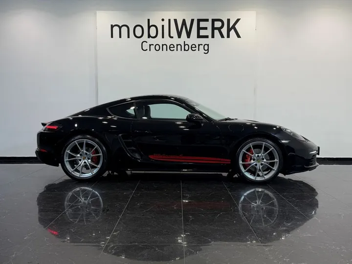 Porsche Cayman