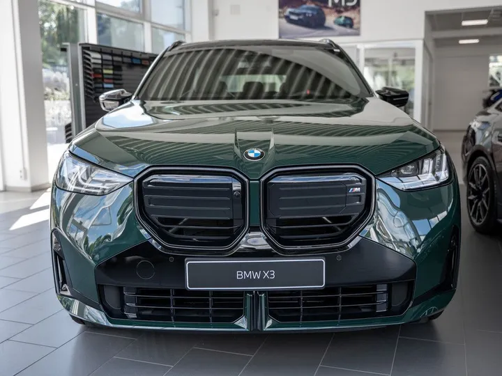 BMW X3 M50