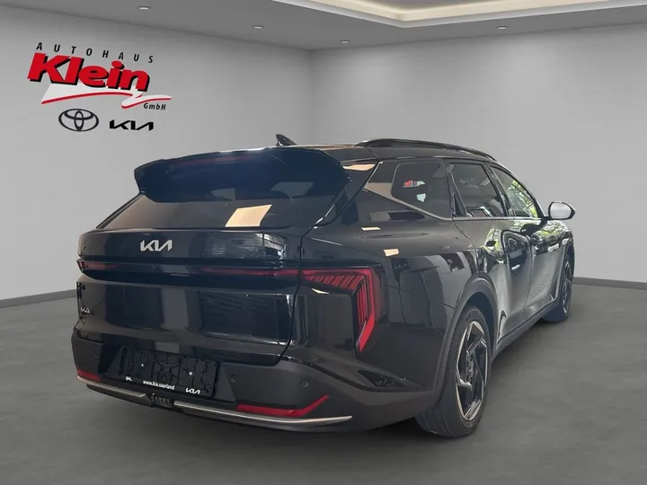 Kia K4