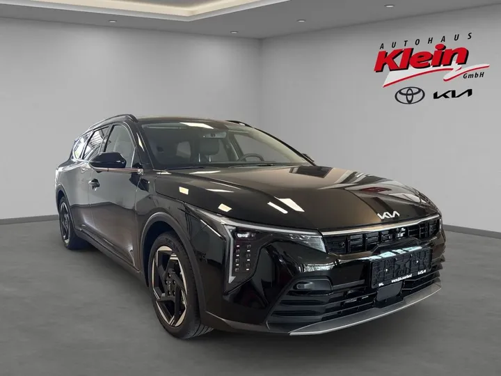 Kia K4