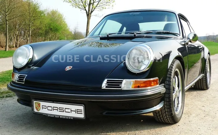 Porsche 964