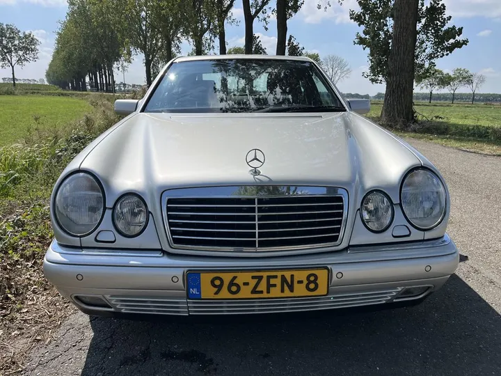 Mercedes-Benz E 420