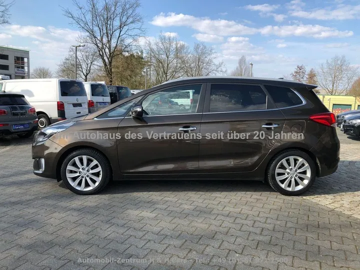 Kia Carens