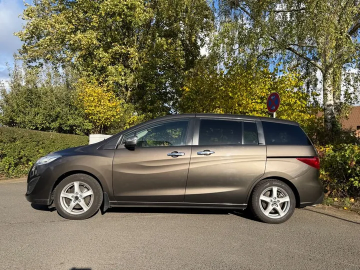 Mazda 5