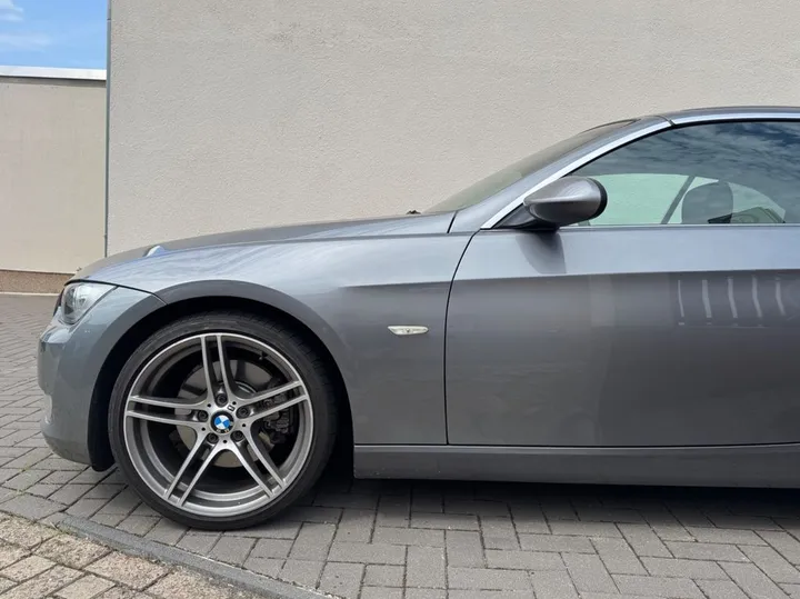 BMW 325