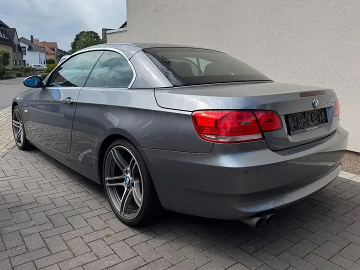 BMW 325