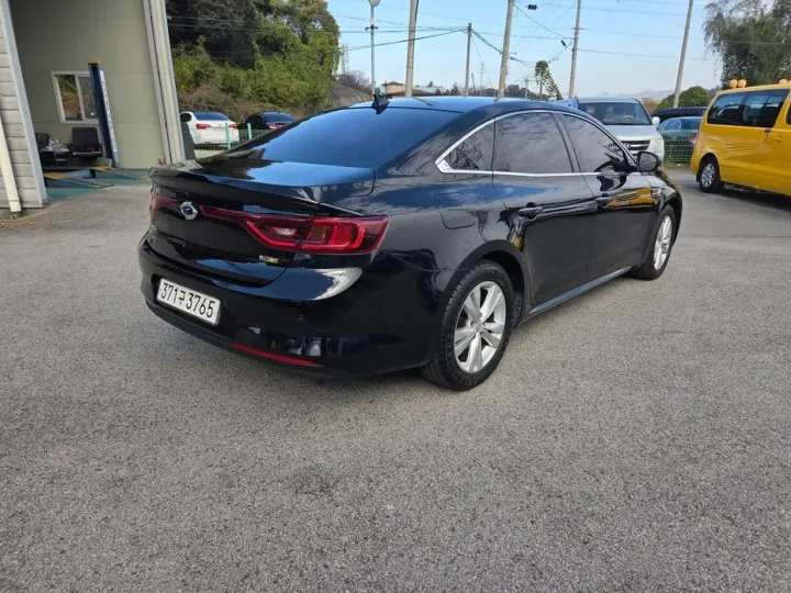 Renault-KoreaSamsung SM6