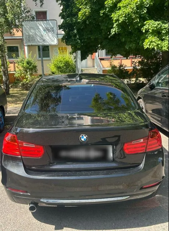 BMW 320