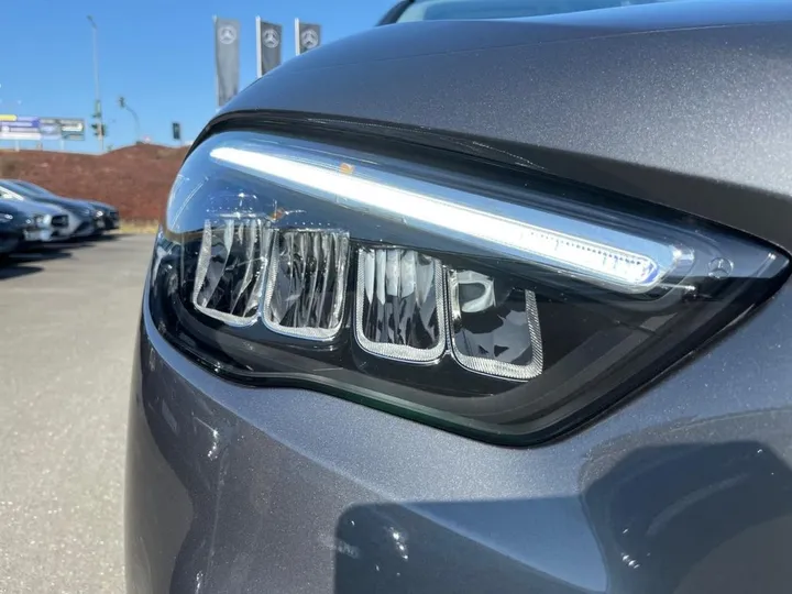 Mercedes-Benz GLA 220