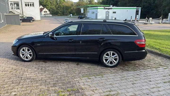 Mercedes-Benz E 250