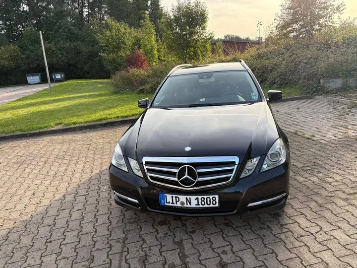 Mercedes-Benz E 250