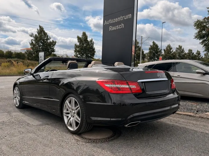 Mercedes-Benz E 500