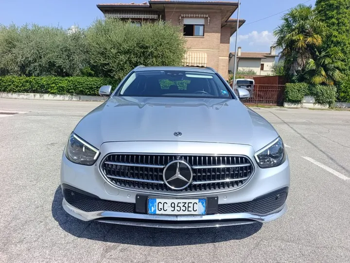 Mercedes-Benz E 400