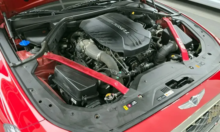 Genesis G70