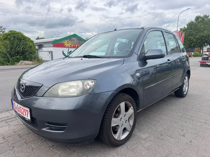Mazda 2