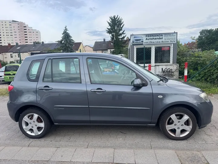 Mazda 2