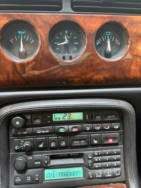 Jaguar XKR