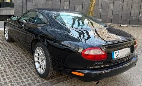 Jaguar XKR