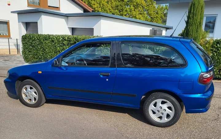 Nissan Almera