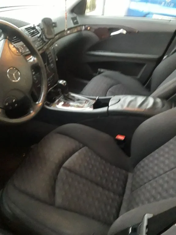 Mercedes-Benz E 270