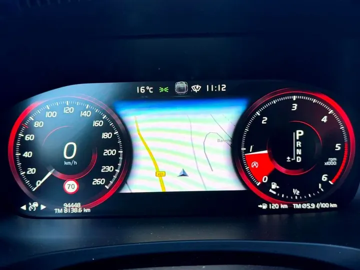 Volvo V90