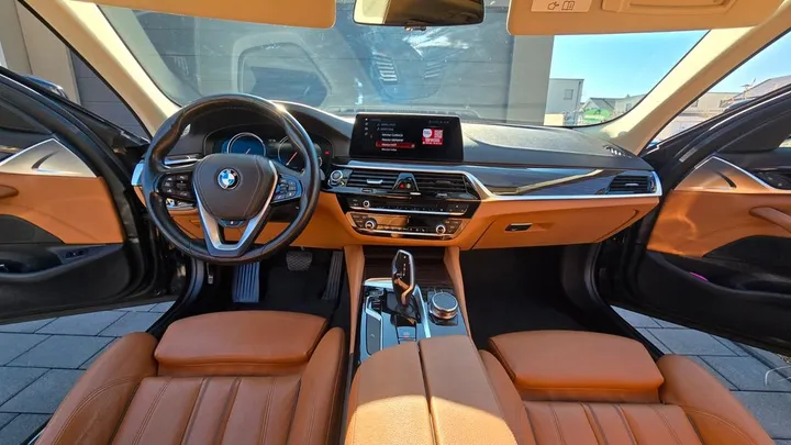 BMW 520