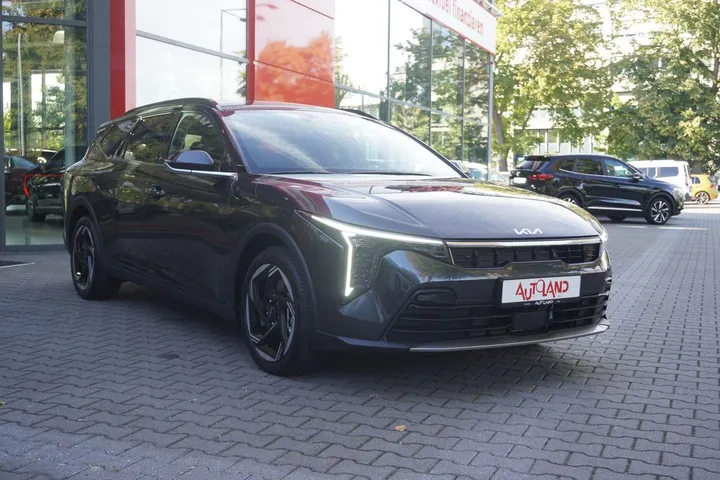 Kia K4