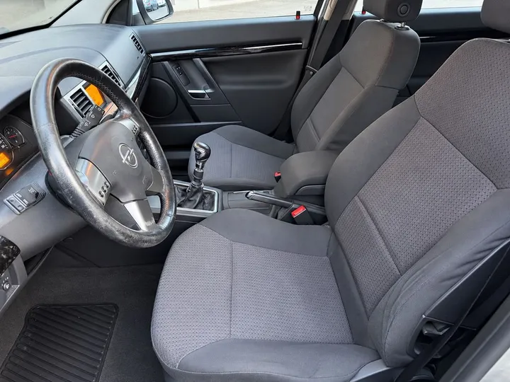 Opel Signum