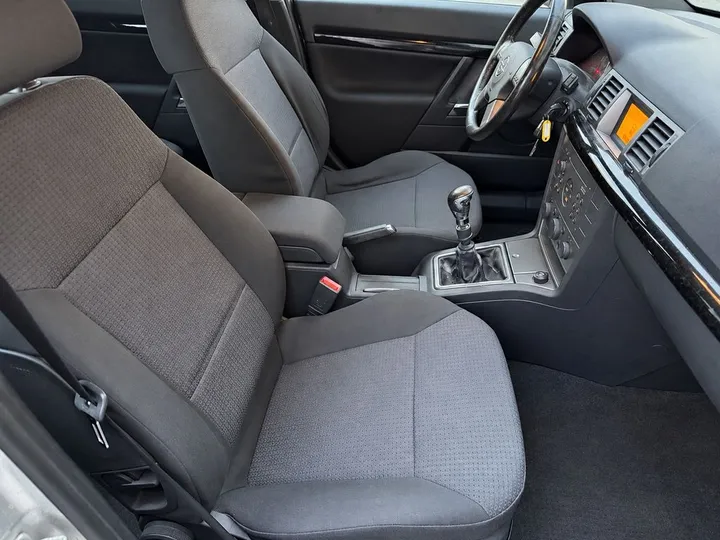 Opel Signum