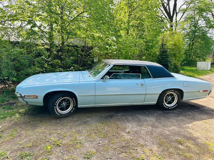 Ford Thunderbird